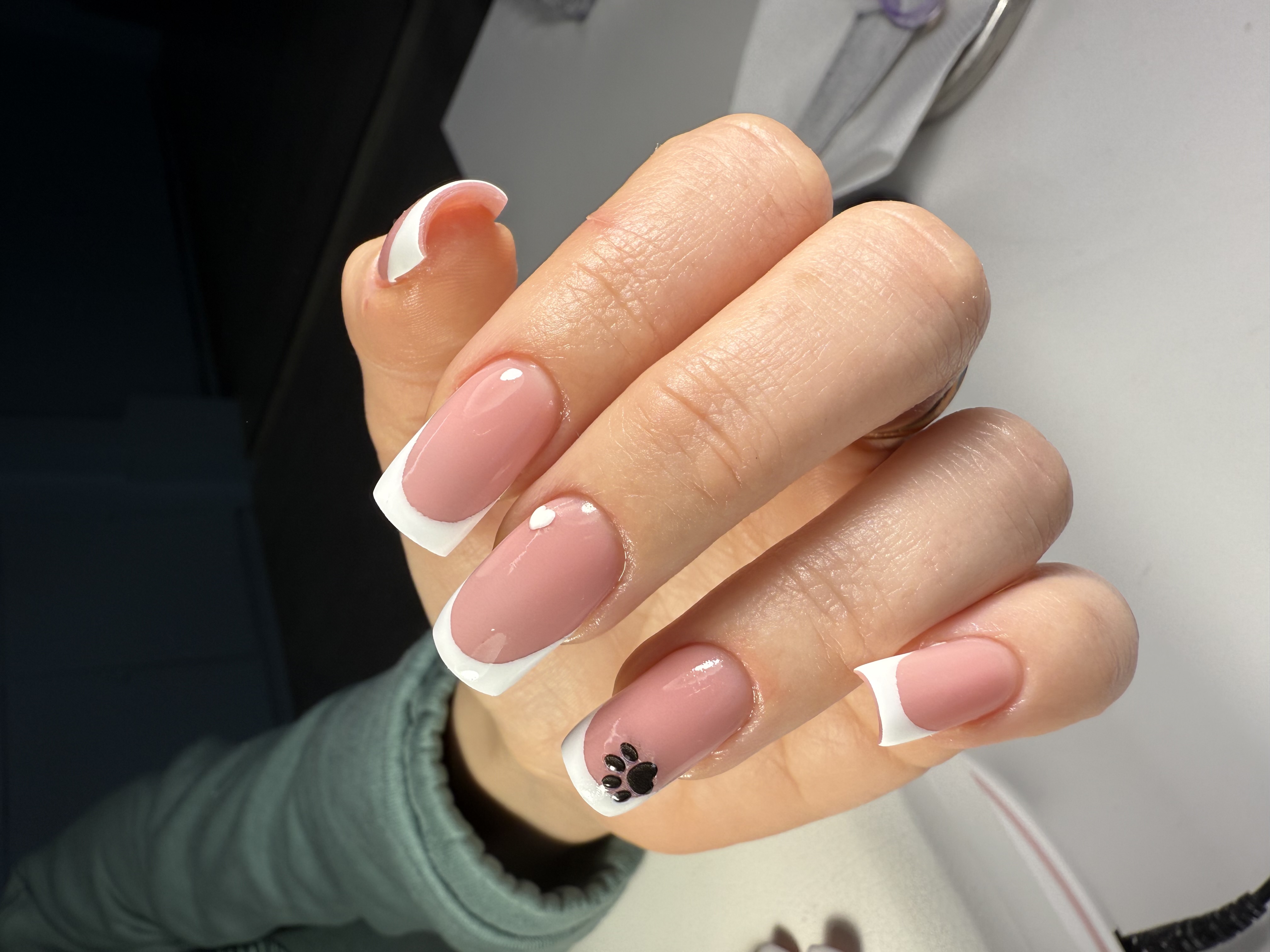 Maniküür by Olha