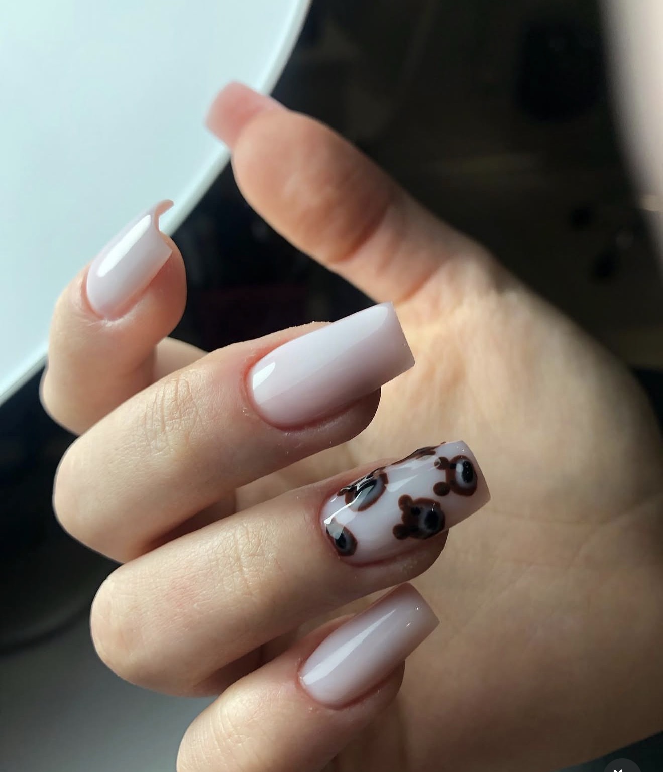 Maniküür by Mila